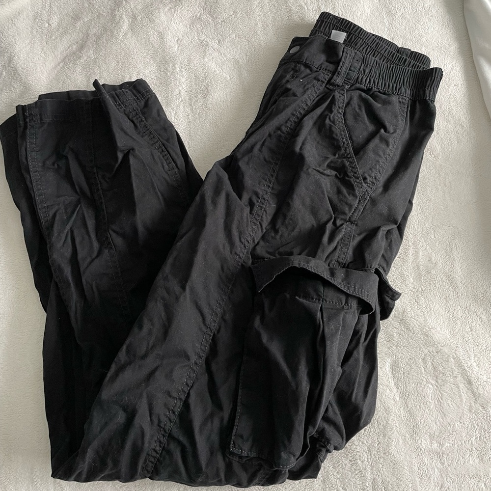 H&M canvas cargo pants!! Size US 6